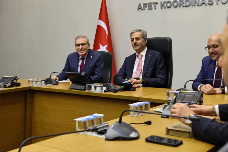 ASKF’den Başkan Alemdar’a spor yatırımları için teşekkür ziyareti