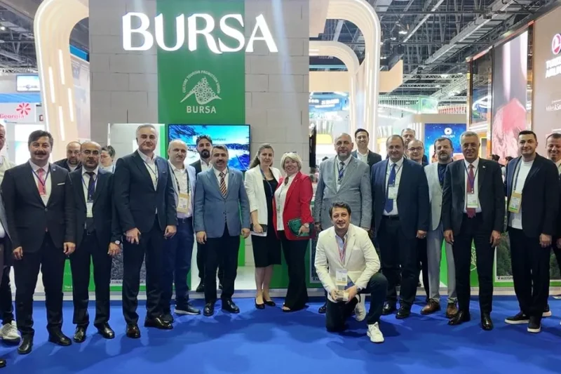 Başkan Ercan Özel Yenişehir’i dünyaya tanıtıyor
