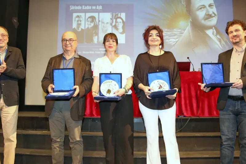 Bursa’da ‘Nâzım Hikmet Şiir Ödülü’ sahibini buldu