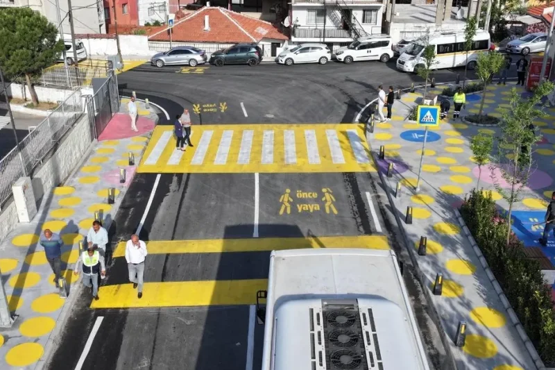 Güzel İzmir Hareketi ile kent dönüşüyor