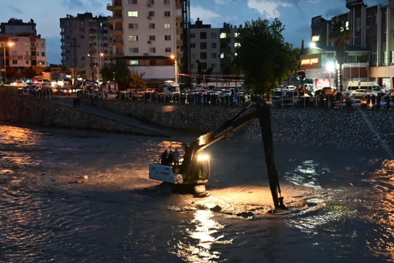 Osmaniye Kadirli’de sel felaketi… Bakan Yerlikaya son durumu paylaştı